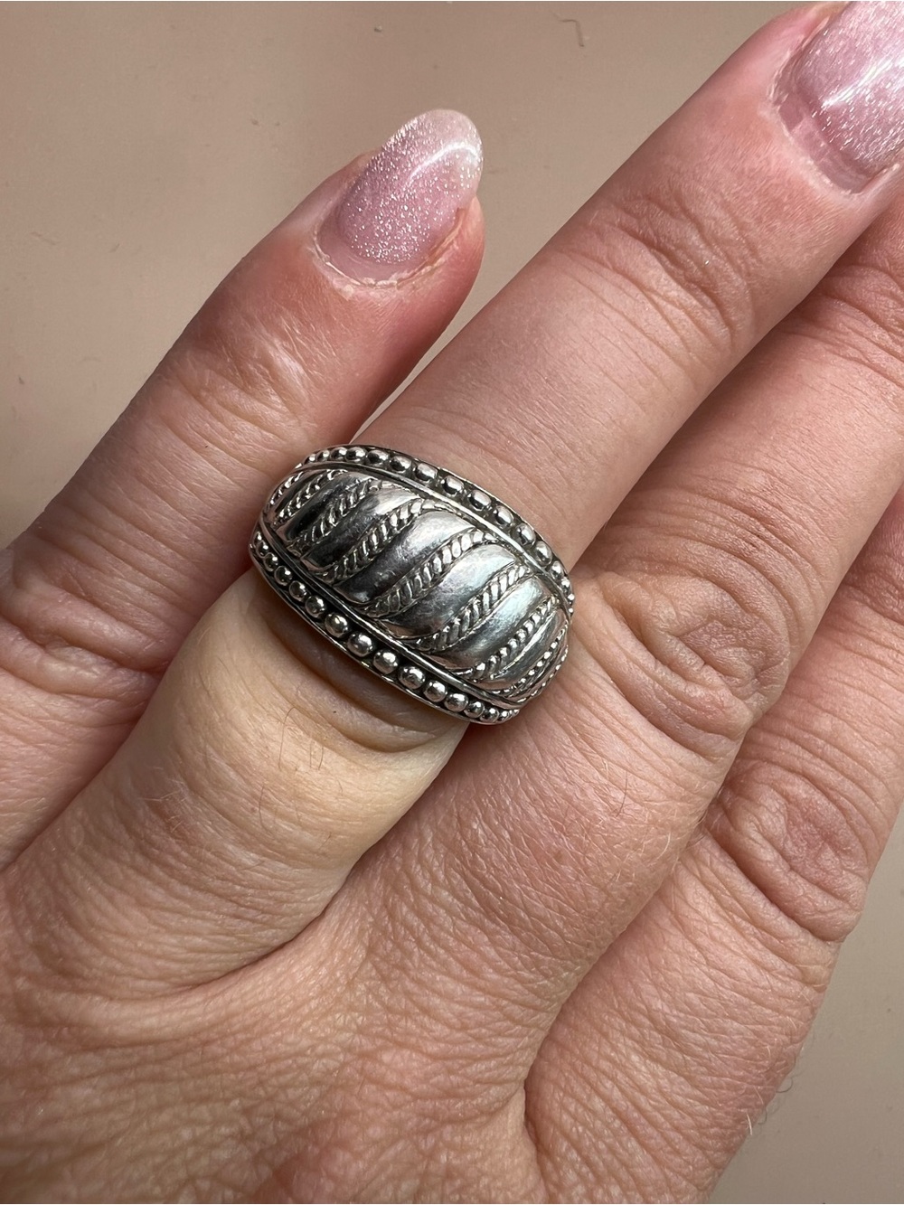 JUDITH RIPKA STERLING SILVER DOME 13MM BAND RING ROPE BEAD DESIGN